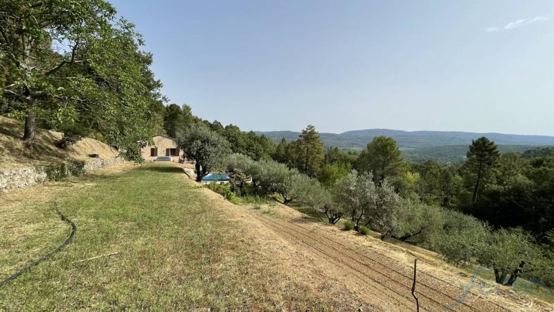 Villa - 140 m² - 5 pièces