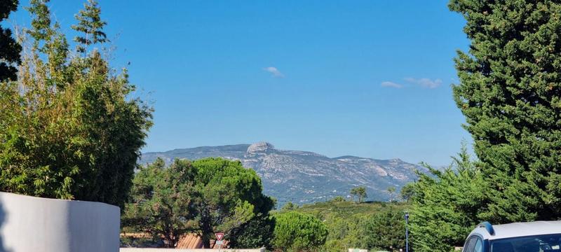 Maison - 190 m² - 9 pièces