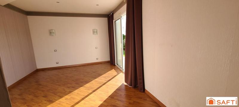 Maison - 260 m² - 7 pièces