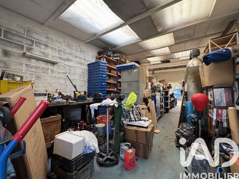 Maison - 99 m² - 5 pièces