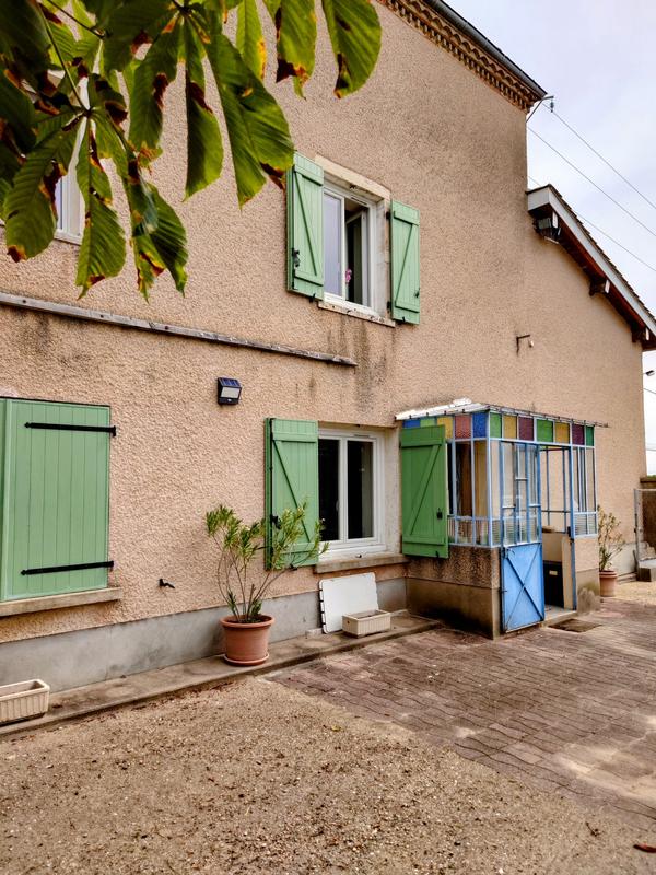 Maison - 184 m² - 10 pièces