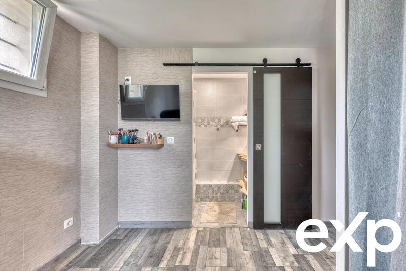 Maison - 162 m² - 7 pièces