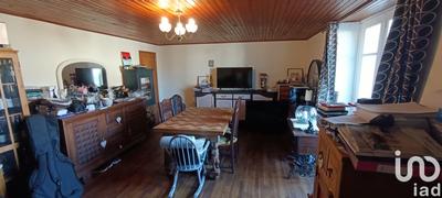 Maison - 140 m² - 5 pièces