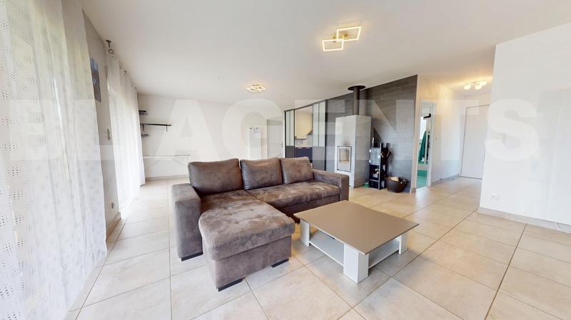 Maison - 100 m² - 5 pièces