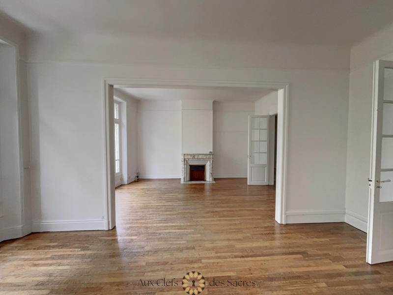 Appartement - 147 m² - 5 pièces