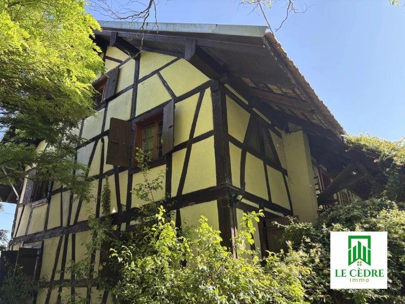 Maison - 180 m² - 5 pièces