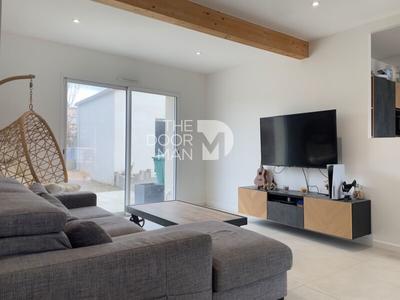 Maison - 100 m² - 3 pièces