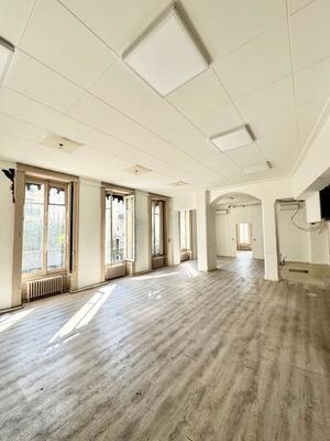 Appartement - 109 m² - 4 pièces