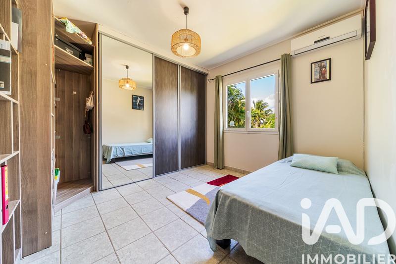 Maison - 235 m² - 7 pièces