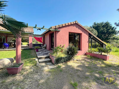 Maison - 190 m² - 5 pièces