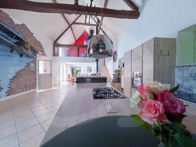 Maison ancienne - 446 m² - 8 pièces