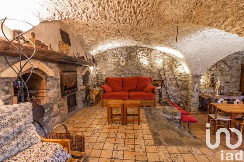 Appartement - 85 m² - 2 pièces