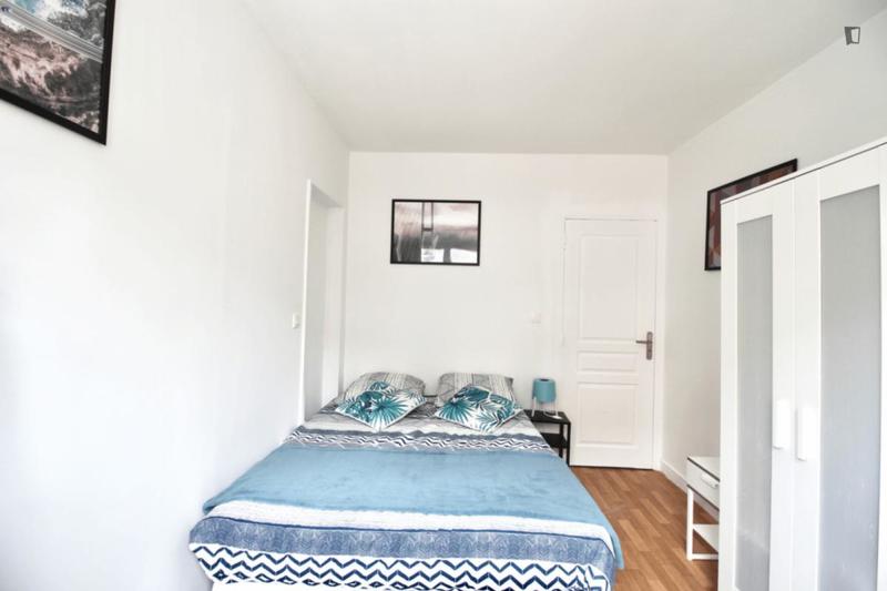 Chambre - 15 m² - 4 pièces