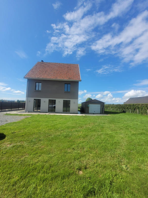 Maison - 261 m² - 6 pièces