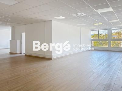 Bureau - 250 m²