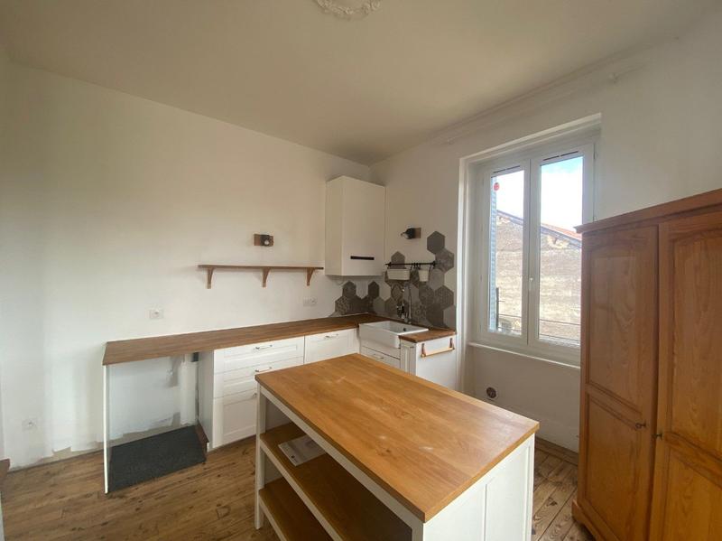 Appartement - 98 m² - 3 pièces