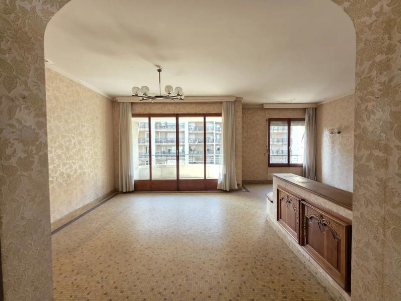 Appartement - 97 m² - 4 pièces