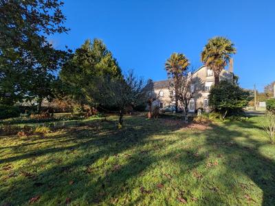 Maison - 150 m² - 5 pièces