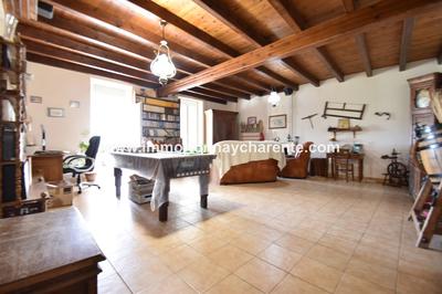 Maison - 172 m² - 5 pièces