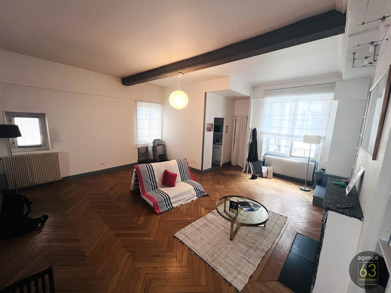 Appartement - 67 m² - 2 pièces