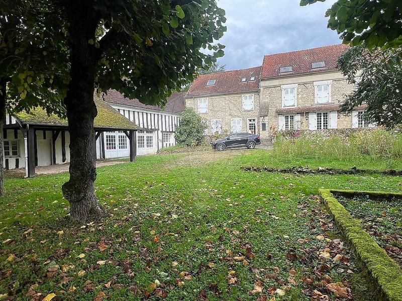 Propriété - 380 m² - 13 pièces