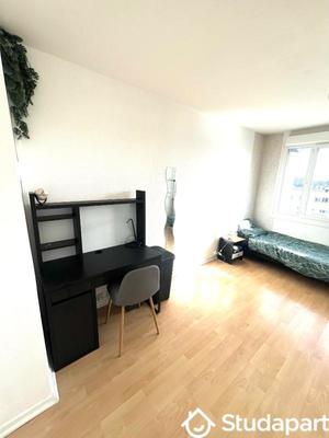 Chambre - 17 m² - 1 pièce