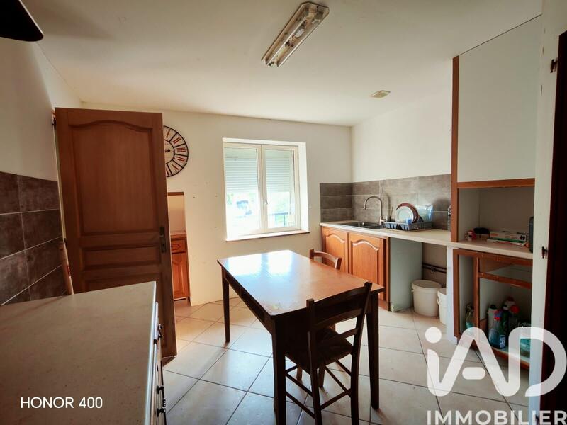 Maison - 94 m² - 6 pièces