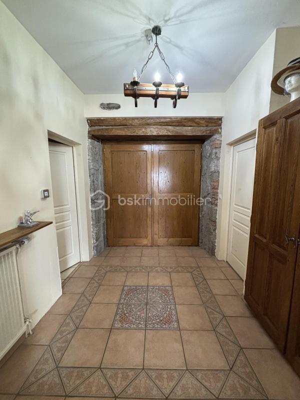 Château - 272 m² - 10 pièces