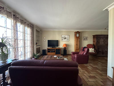 Maison - 171 m² - 8 pièces