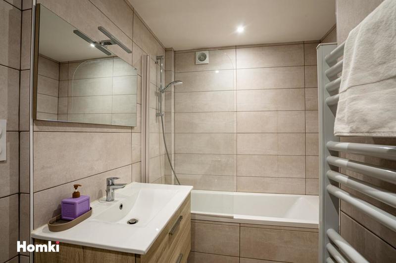 Appartement - 93 m² - 4 pièces