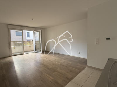 Appartement - 75 m² - 4 pièces