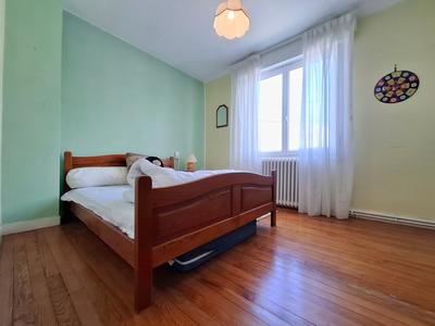 Maison - 97 m² - 4 pièces