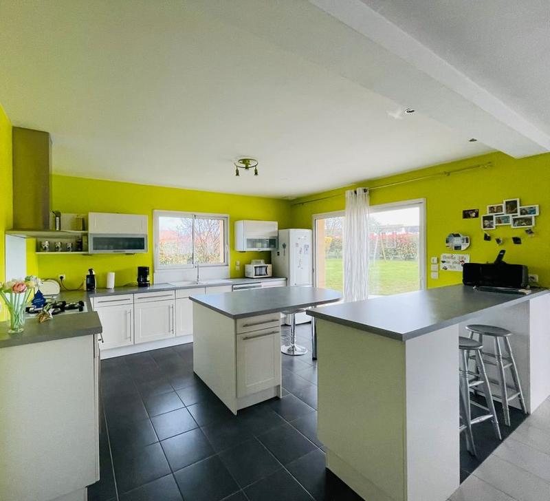 Maison - 270 m² - 7 pièces