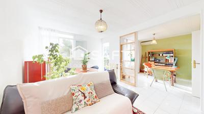 Appartement - 77 m² - 3 pièces