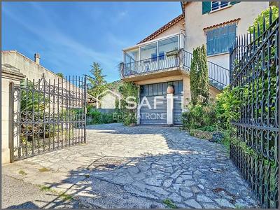 Maison - 139 m² - 4 pièces