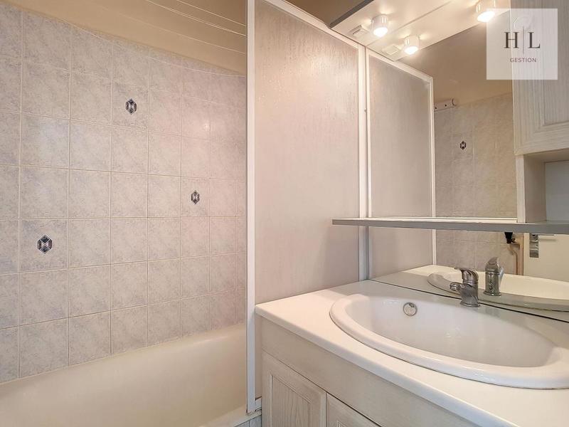 Studio - 28 m² - 1 pièce