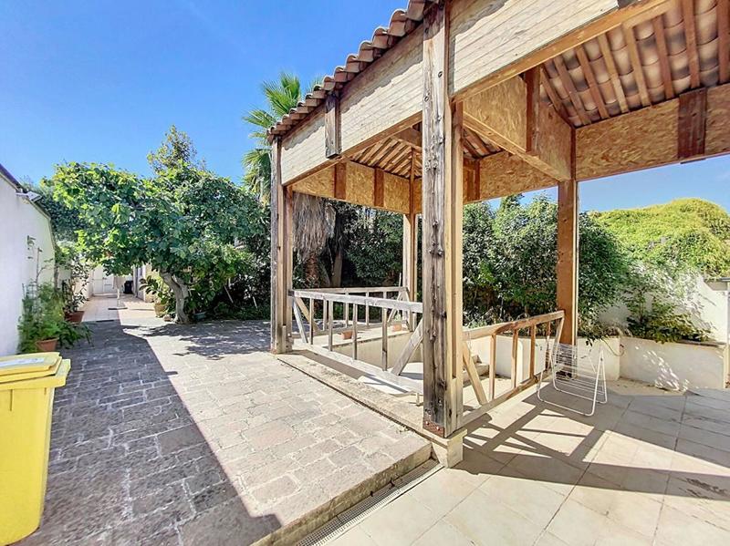 Maison - 178 m² - 6 pièces