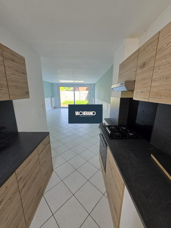 Maison - 86 m² - 4 pièces