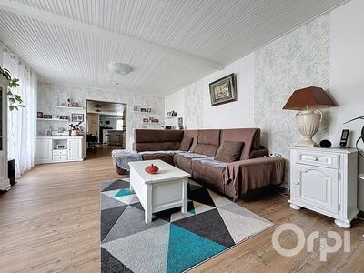 Maison - 110 m² - 4 pièces