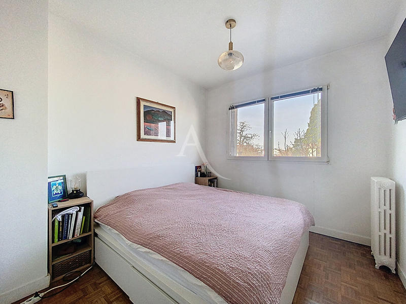 Appartement - 82 m² - 4 pièces