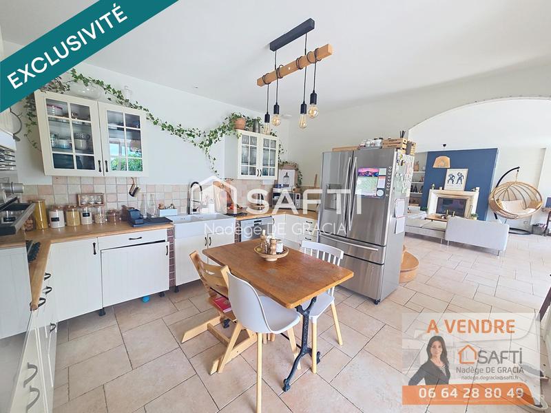 Maison - 180 m² - 6 pièces