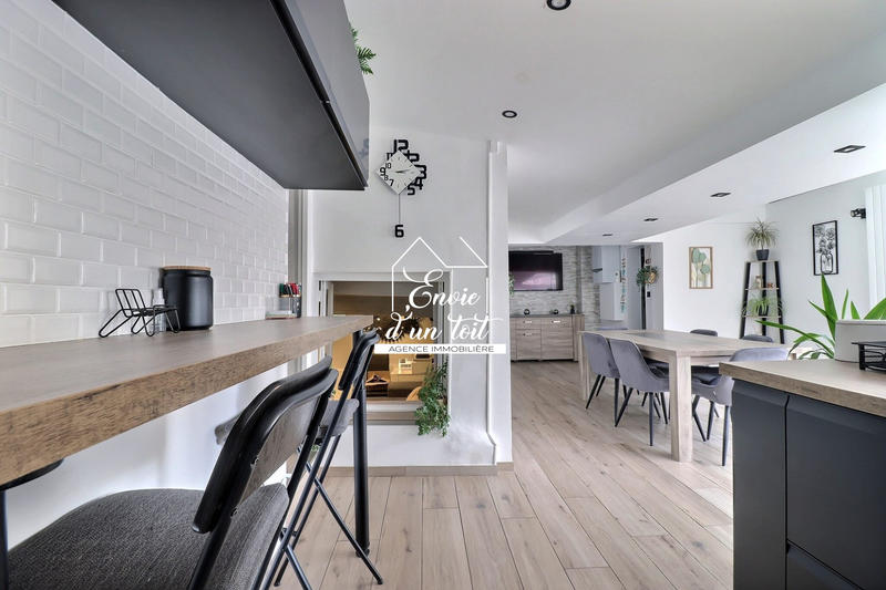 Maison ancienne - 125 m² - 6 pièces