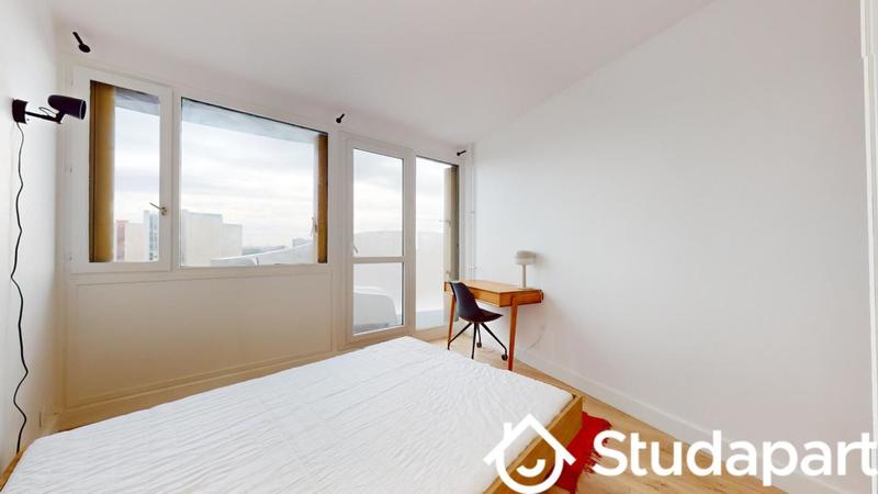 Chambre - 11 m² - 1 pièce