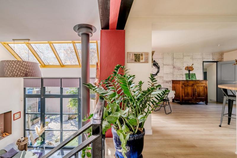 Maison - 205 m² - 8 pièces