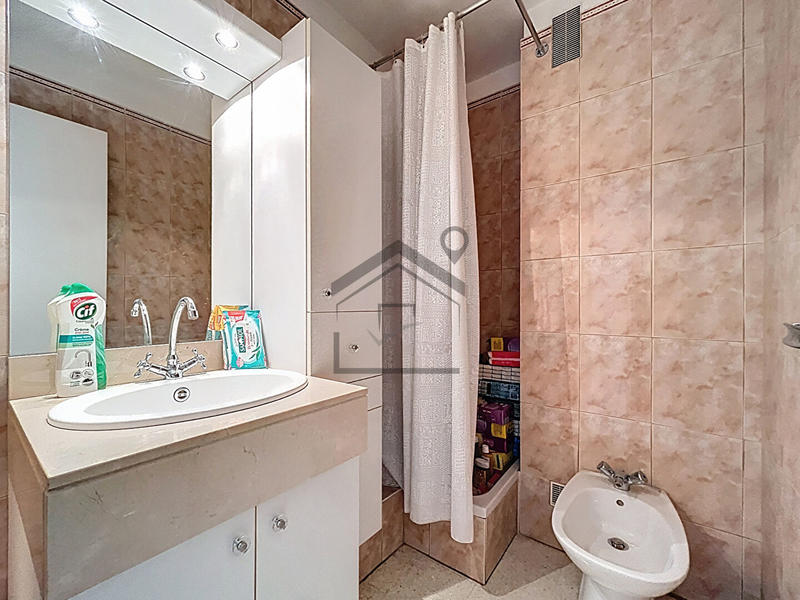 Appartement - 100 m² - 5 pièces