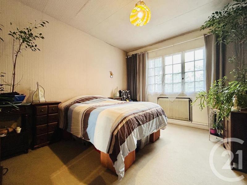 Maison de ville - 334 m² - 21 pièces