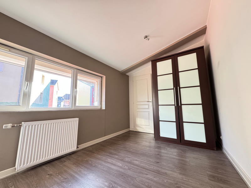 Appartement - 82 m² - 3 pièces