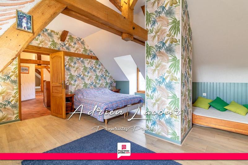 Maison - 206 m² - 7 pièces