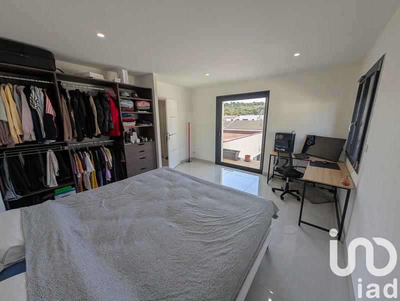 Maison - 190 m² - 5 pièces