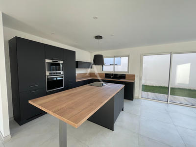 Maison - 116 m² - 4 pièces